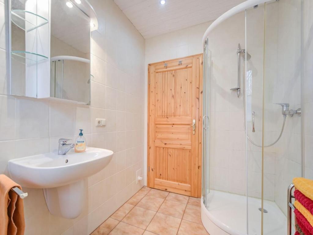 Apartment In Kuehlungsborn By The Forest Ngoại thất bức ảnh